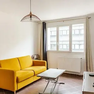 Superbe Studio Gambetta Appartement Paris